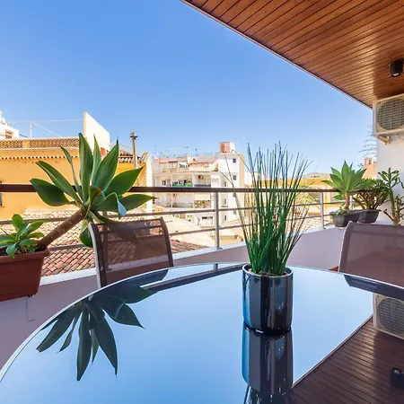 Beachfront In With Pool Daire *