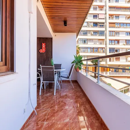 Beachfront In With Pool Daire Torremolinos
